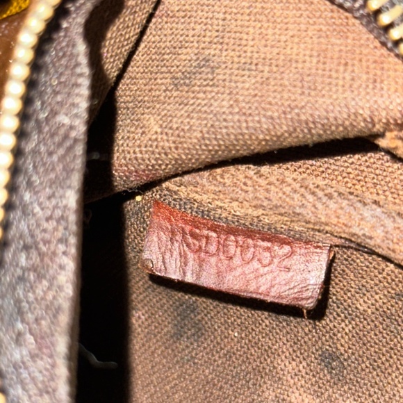 Vintage LV purser - Picture 6 of 6